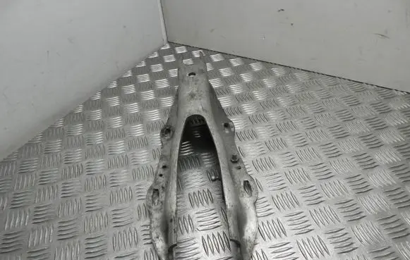 Mercedes-Benz S W222 EGR valve cooler bracket A222 VD18280