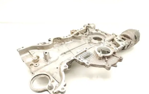 Toyota Avensis T270 Timing chain cover 