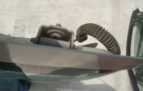 Renault Laguna II Tailgate/trunk/boot hinge