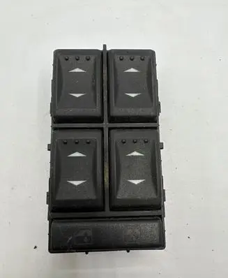 Ford Mondeo Mk III Electric window control switch 3S7T14A132BA 03163453