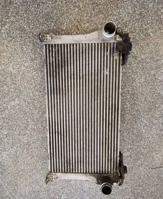 Toyota Avensis T270 Intercooler radiator JD1271003521
