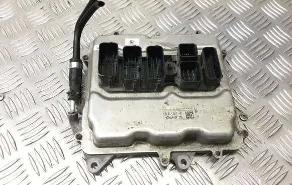 BMW 6 F12 F13 Engine control unit/module 8617520