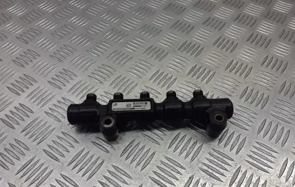 Ford Focus Fuel main line pipe 9654592680