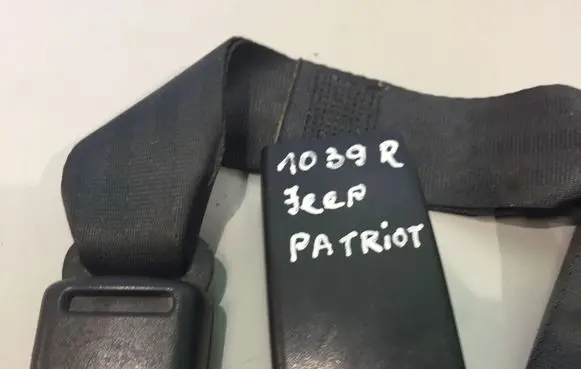 Jeep Patriot Rear seatbelt buckle 608167064B 791930711Q0221DVAA 19207274
