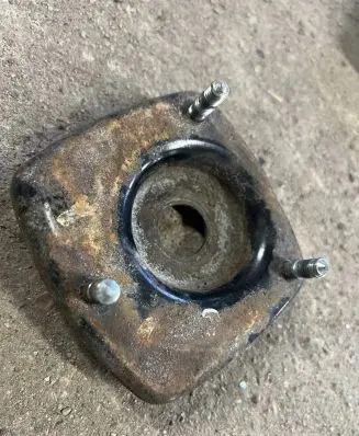 Mercedes-Benz ML W163 Coil spring/strut mount 
