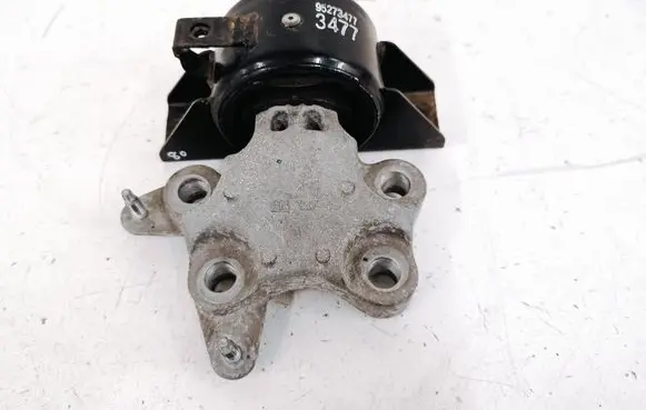 Buick Encore I Engine mount bracket 95273477 573AYE41