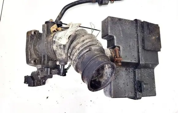 Hyundai Accent Air intake hose/pipe