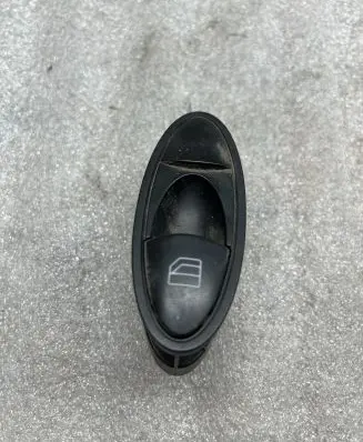 Mercedes-Benz E W211 Electric window control switch A2118219858