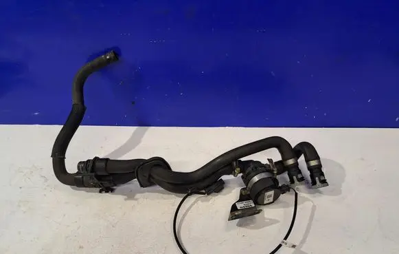 Volvo V60 Engine coolant pipe/hose 31404794 31368257