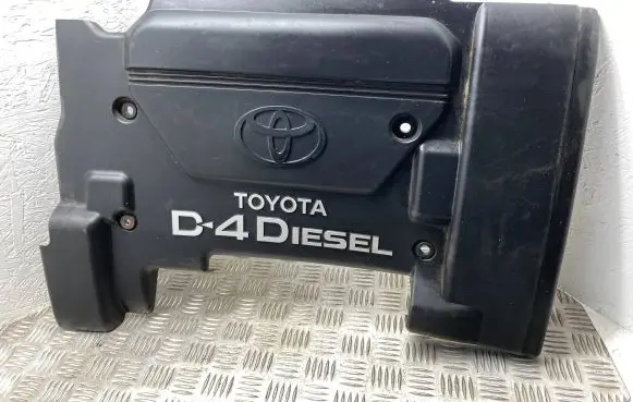 Toyota Avensis T220 Engine cover (trim) 1261127021