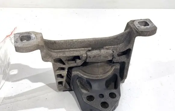 Ford Connect Engine mount vacuum valve F1F16F012BA