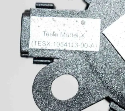 Tesla Model X Other devices 105411300A