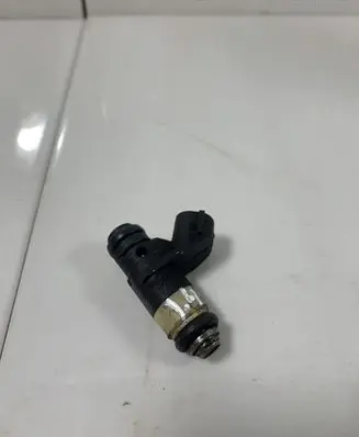 Skoda Fabia Mk2 (5J) Fuel injector 036906031M