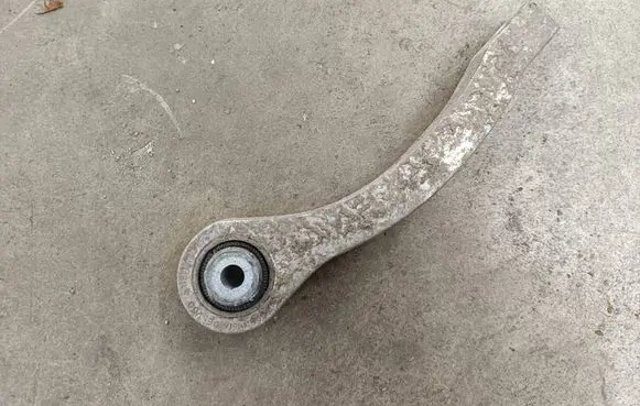 Audi SQ7 Rear control arm 