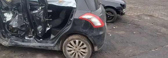 Suzuki Swift II Rear quarter panel 