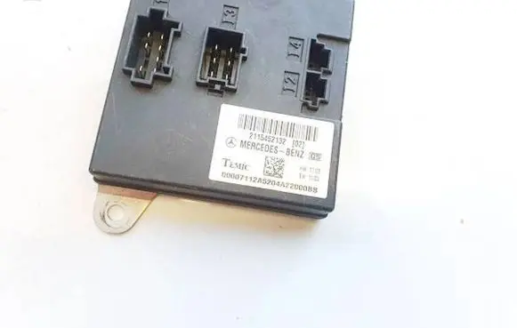 Mercedes-Benz E W211 Door control unit/module 2115452132