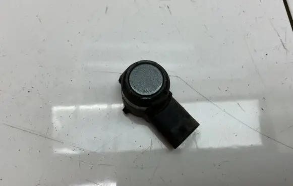 Audi A3 S3 8V Parking PDC sensor 5Q0919275 LZ7S