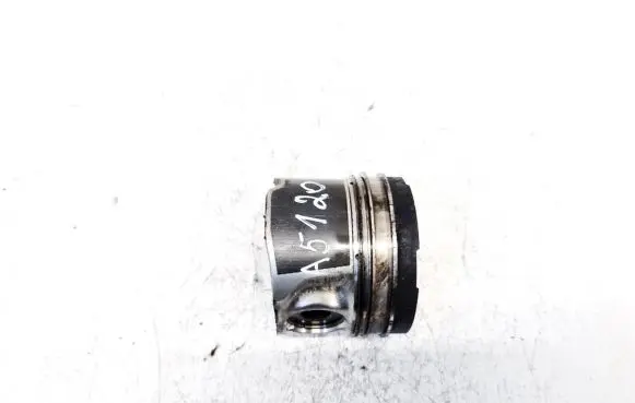 Toyota RAV 4 (XA30) Piston 