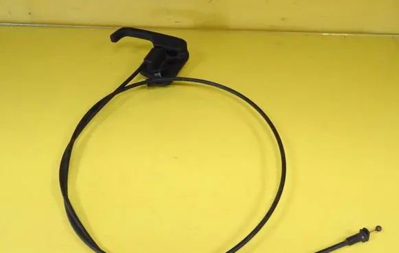 Volkswagen Polo III 6N 6N2 6NF Engine bonnet/hood lock release cable 6N1823533