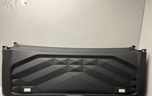 BMW XM Tailgate trim 9451792 5A64C25