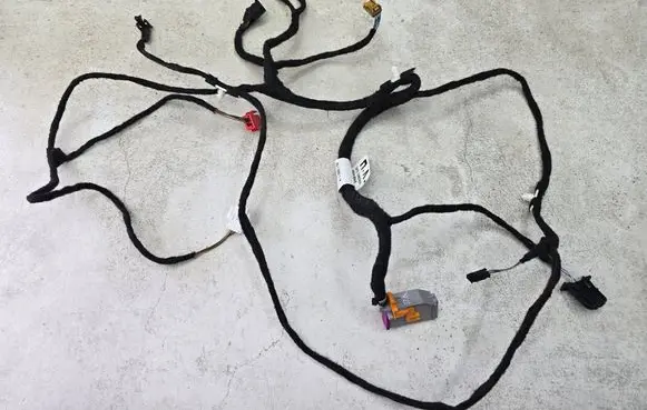 Audi A4 S4 B7 8E 8H Front door wiring loom 8E1971035AG