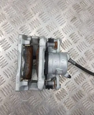 Renault Clio IV Front brake caliper 8864D