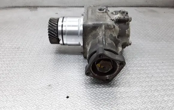 Gearbox transfer box case