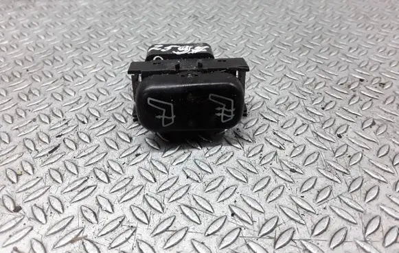 Mercedes-Benz ML W163 Seat heating switch 1638200210
