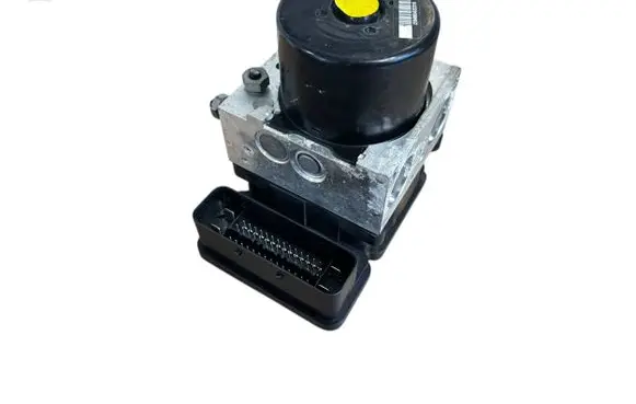 Volvo S60 ABS Pump 31329137 P31329137 28526258043
