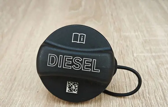BMW 4 G22 G23 G24 G26 Fuel tank filler cap 7482901