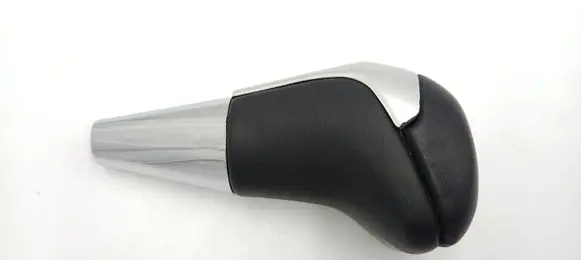 Toyota Hilux (AN120, AN130) Gear lever shifter trim leather/knob 335040K121C0 335040K121