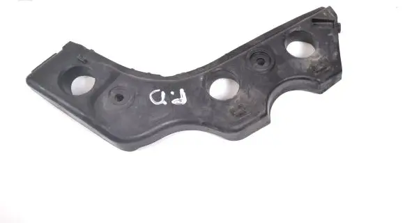 Volkswagen PASSAT CC Front bumper mounting bracket 3C8807184A