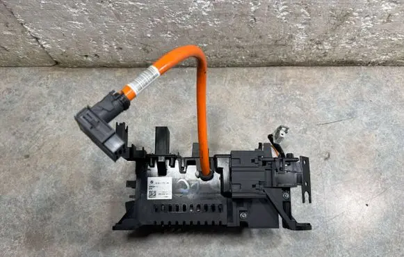 BMW i3 Fuse module 8635849 61278648904 8648904