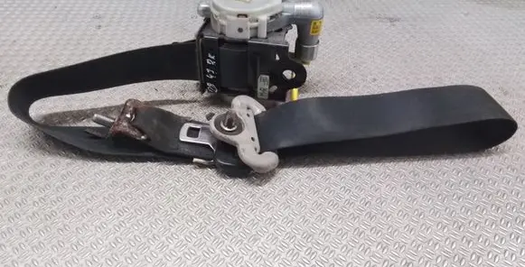 Mazda 5 Front seatbelt