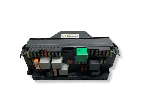 Mercedes-Benz C W204 SAM control unit A2045454501 A2045454901 A2044422700