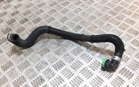 Toyota Auris E180 Engine coolant pipe/hose