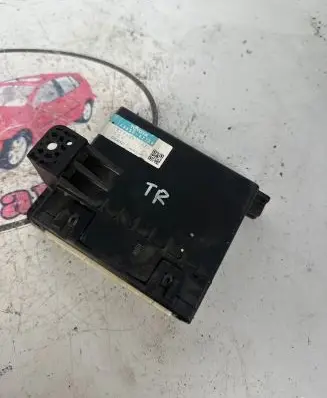 Toyota RAV 4 (XA30) Comfort/convenience module 1776002673