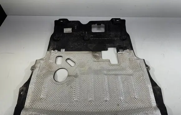 Citroen e-C3 Engine splash shield/under tray 9852242080