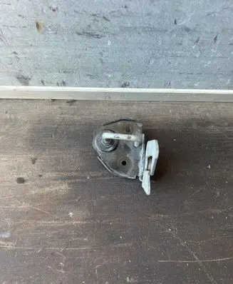 BMW 5 F10 F11 Engine bonnet/hood lock/latch loop/hook 7183764