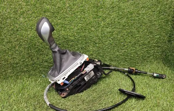 Ford Fusion II Gear selector DG9P7K004