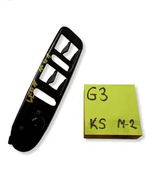 Seat Leon (1M) Front door window switch trim 1M0867163B
