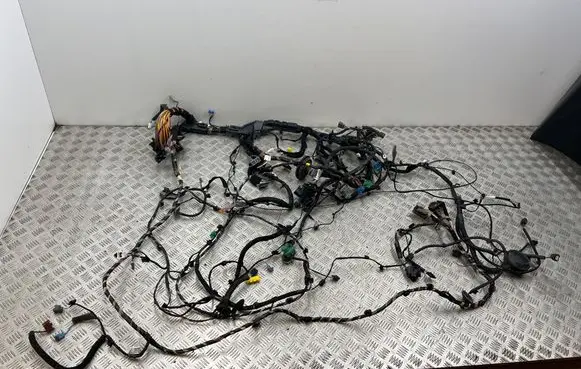 Renault Twingo III Other wiring loom 240141279R
