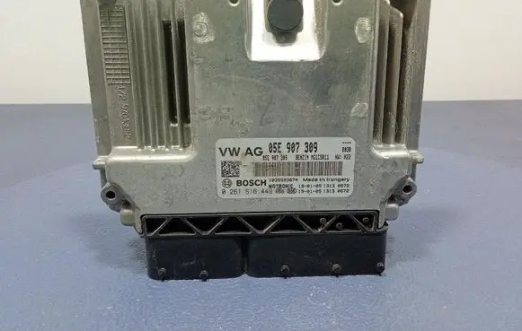 Volkswagen Golf Sportsvan Engine control unit/module ECU 05E907309