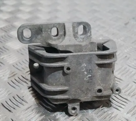 Volkswagen Golf VI Engine mount bracket 1K0199262P