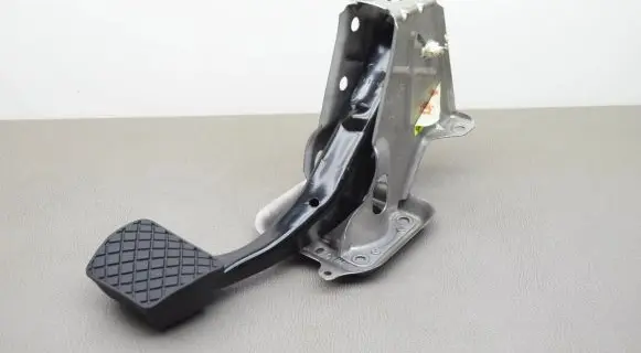 Volkswagen Jetta VI Brake pedal 1K1721130G 1K1723057