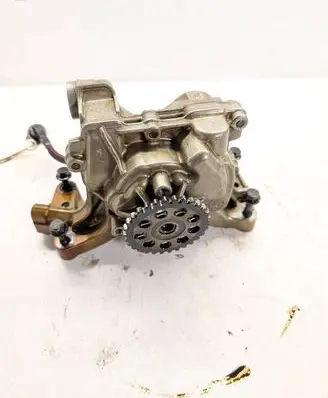 Volvo S90, V90 Oil pump 31670242