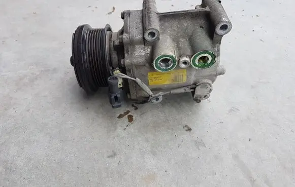 Ford Focus Air conditioning (A/C) compressor (pump)