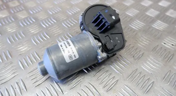 BMW X1 F48 F49 Wiper motor 0390243529