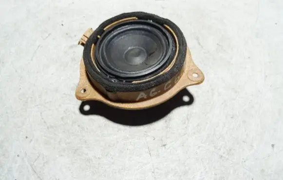 Audi A6 S6 C6 4F Front door speaker 4F0035411B