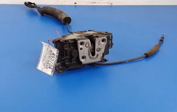 Renault Megane III Front door lock
